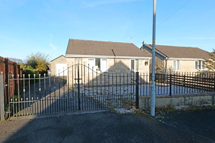 3 Bedroom Detached Bungalow For Sale In Warwick Drive, Earby, BB18