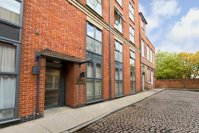1 Bedroom Flat To Rent In New Court, Ristes Place, Nottingham, NG1