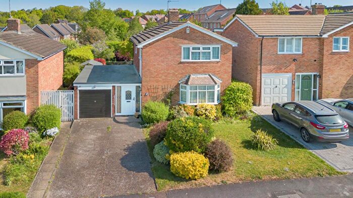 3 Bedroom Detached House For Sale In Brands Hill Avenue, High Wycombe, HP13