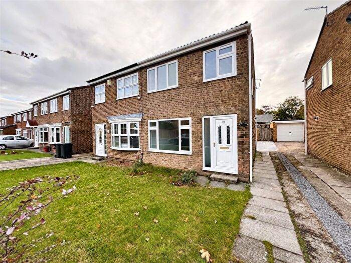 2 Bedroom Semi-Detached House To Rent In Holland Road, Fens, Hartlepool, TS25