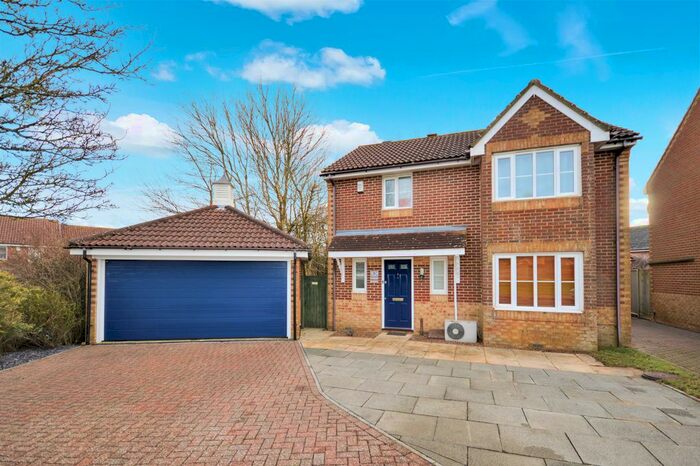 3 Bedroom Detached House To Rent In Kettle Drive, Hawkinge, Folkestone CT18