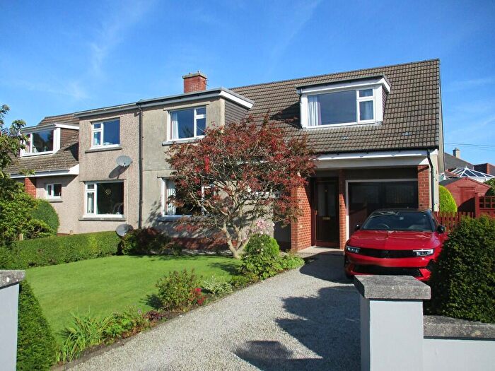 3 Bedroom Semi-Detached House For Sale In Woodman Avenue, Annan, Dumfriesshire, DG12