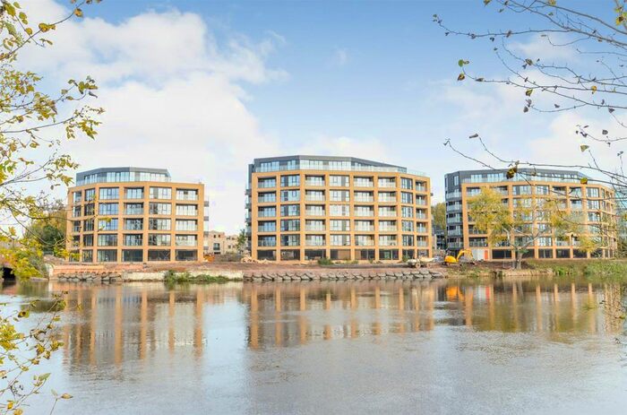 2 Bedroom Flat To Rent In Yacht Club Place, Trent Lane, NG2