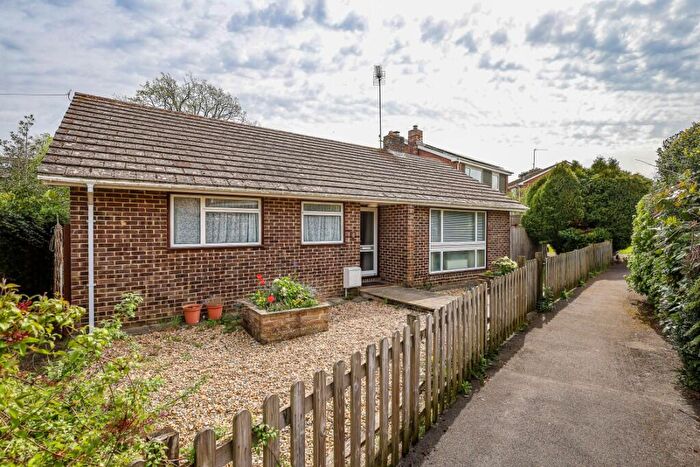 3 Bedroom Detached Bungalow For Sale In Oak Tree Drive, Liss, Hampshire, GU33