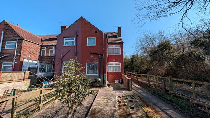 3 Bedroom End Of Terrace House For Sale In Scarsdale Street, Bolsover, Chesterfield, S44