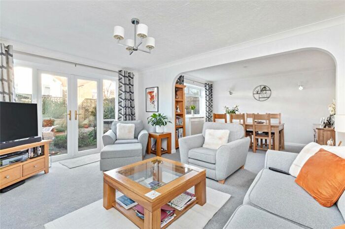 3 Bedroom Detached House For Sale In Willowhayne Avenue, East Preston, Littlehampton, West Sussex, BN16