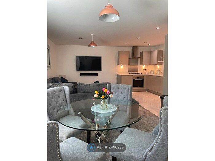 1 Bedroom Flat To Rent In Lansdowne Place, Taplow, Maidenhead, SL6