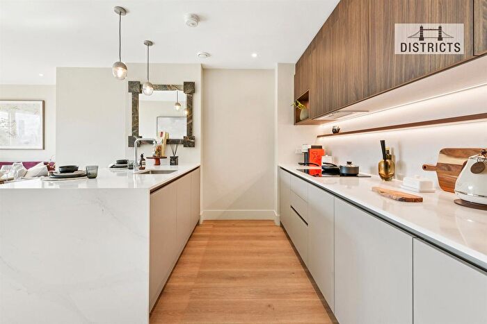 1 Bedroom Flat For Sale In Bow Green, Bow Common Ln, E3