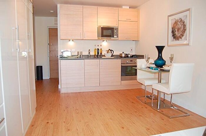 Studio To Rent In Boulevard Drive, Colindale, NW9