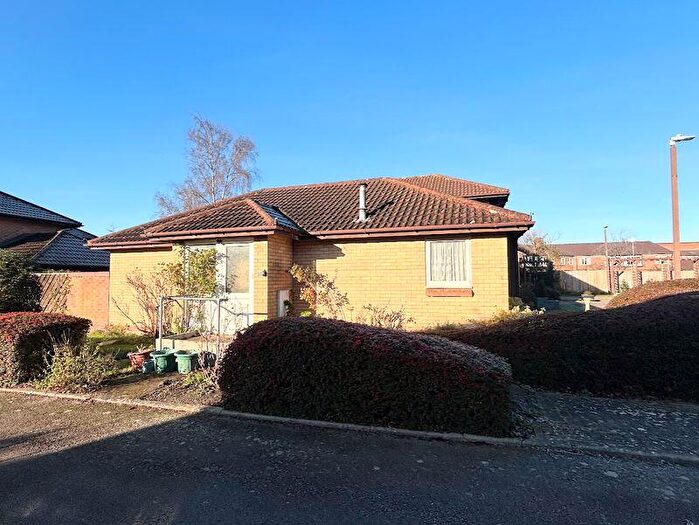 2 Bedroom Detached Bungalow For Sale In Rangers Court, Great Holm, Milton Keynes, MK8