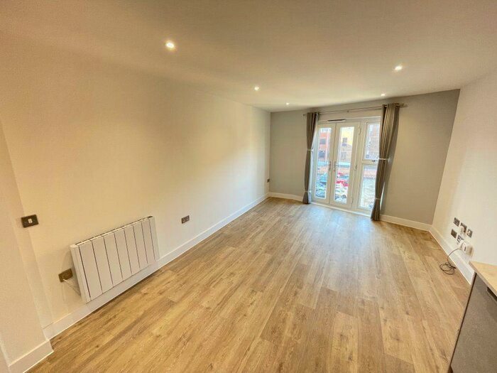 1 Bedroom Apartment To Rent In Flat Aspect, Wentworth Street, PE1