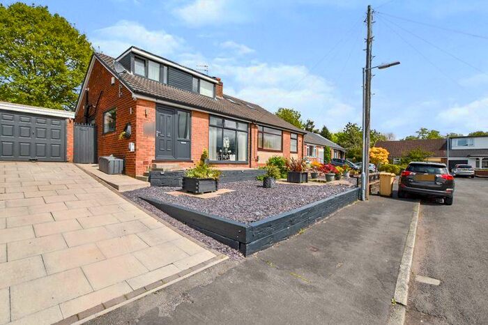 3 Bedroom Semi-Detached Bungalow To Rent In Brantfell Grove, Breightmet, Bolton, BL2