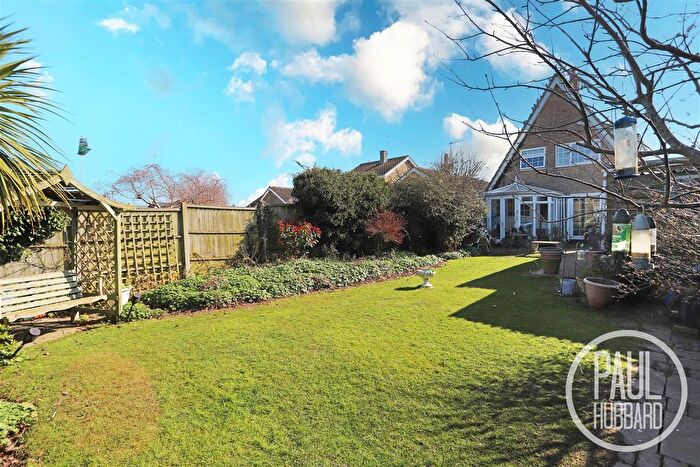 3 Bedroom Detached House For Sale In Honeysuckle Close, Pakefield, NR33