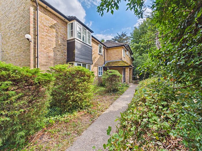2 Bedroom Flat For Sale In Walnut Tree House, Brambleside, High Wycombe, Buckinghamshire, HP11