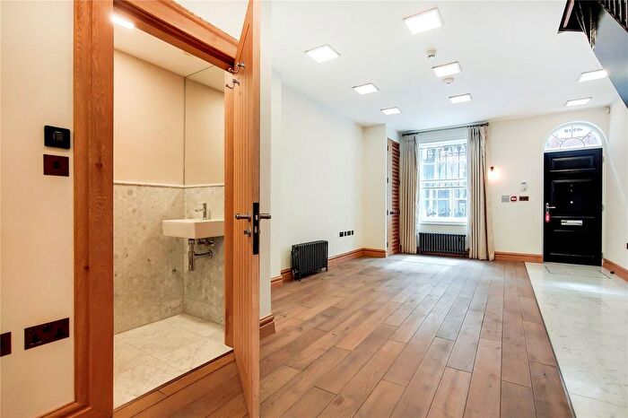 5 Bedroom Property To Rent In Romney Street, Westminster, SW1P