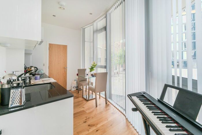 Studio To Rent In Seager Place, London, SE8
