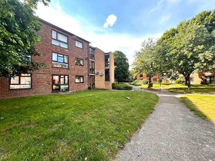 3 Bedroom Flat To Rent In Russet Grove, Norwich, Norfolk, NR4