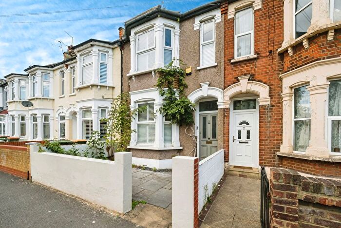 4 Bedroom Terraced House For Sale In Shakespeare Crescent, Manor Park, London, E12