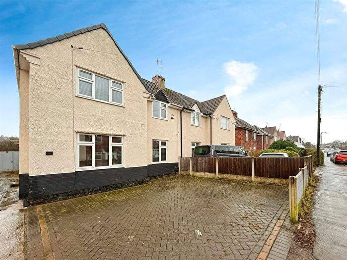 3 Bedroom Semi Detached House To Rent In Burlington Avenue, Langwith Junction, Mansfield, NG20