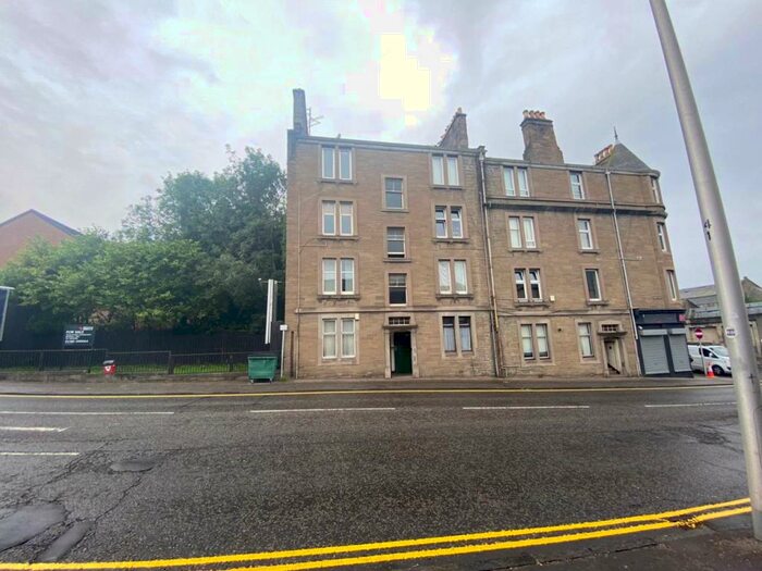 1 Bedroom Flat To Rent In / Dens Road, DD3