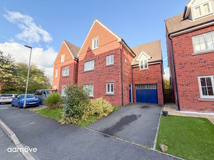4 Bedroom Property To Rent In Farcroft Close, Lymm, WA13