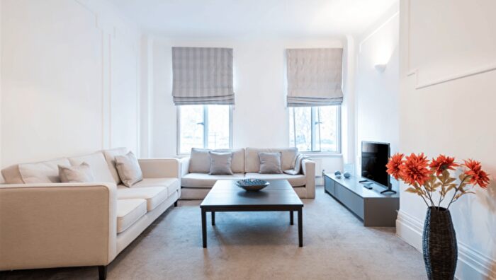 4 Bedroom Flat To Rent In Park Road, London, NW8