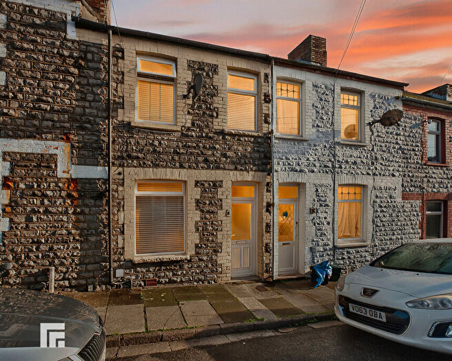 3 Bedroom Terraced House For Sale In Lee Road, Barry, CF63