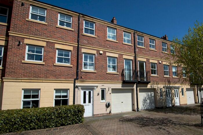 4 Bedroom Terraced House To Rent In Kingswood Court, Tynemouth, North Shields, NE30