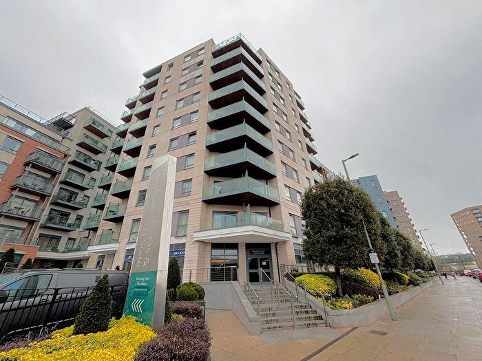 1 Bedroom Flat For Sale In Aerodrome Road, London, NW9