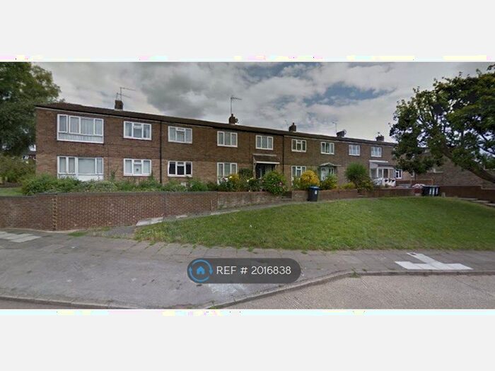 2 Bedroom Maisonette To Rent In Jupiter Drive, Herts, HP2