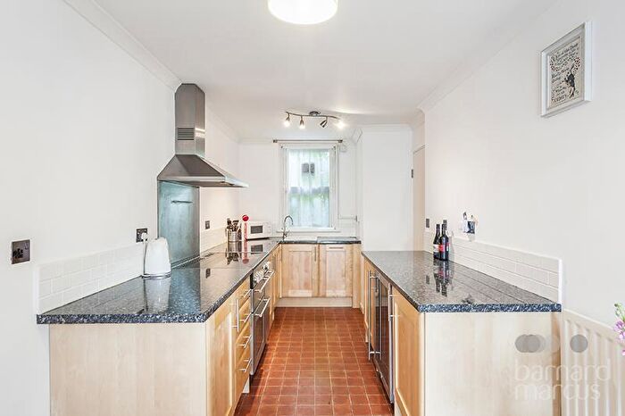 2 Bedroom House To Rent In Slade Walk, London, SE17