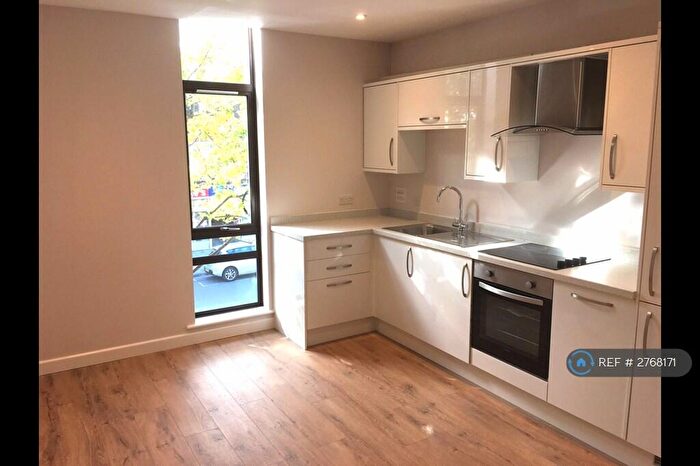1 Bedroom Flat To Rent In Station Road, New Milton, BH25