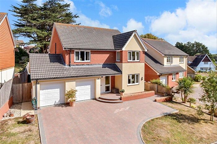 5 Bedroom Detached House For Sale In Hooke Close, Freshwater, Isle Of Wight, PO40