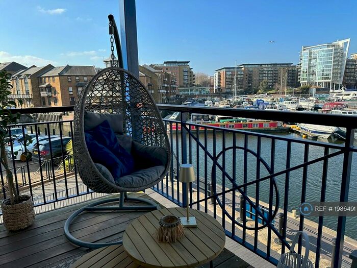 2 Bedroom Flat To Rent In Drake House, London, E14