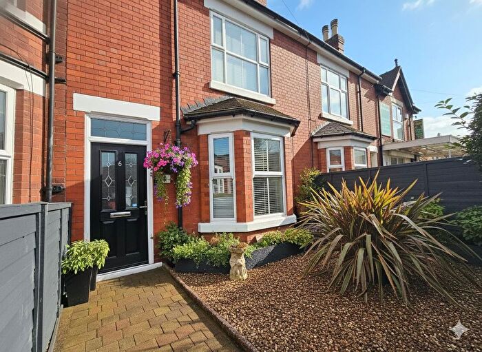 3 Bedroom Property For Sale In Tixall Road, Stafford, ST16