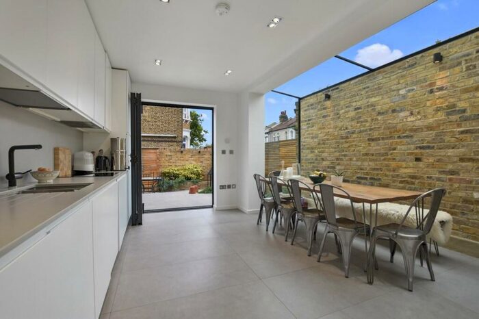 4 Bedroom House To Rent In Crownhill Road, London, NW10