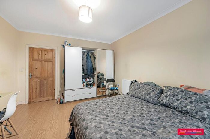 2 Bedroom Flat To Rent In Shoot Up Hill, London, NW2
