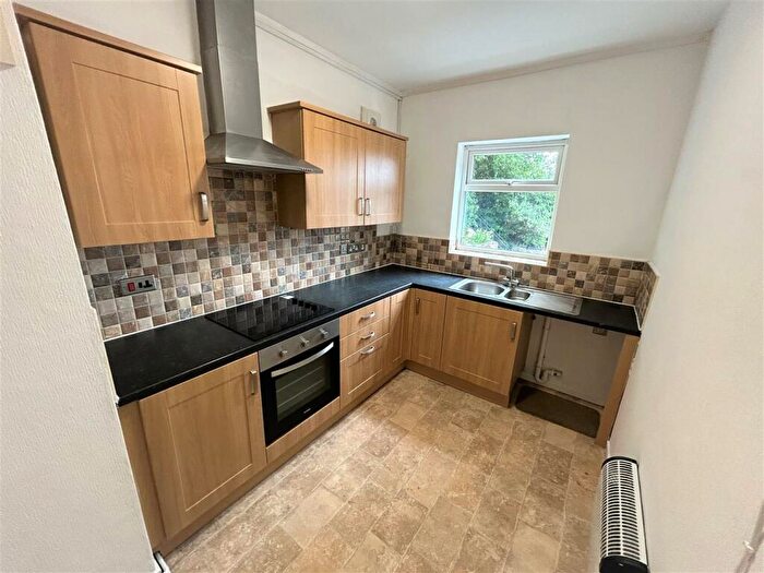 1 Bedroom Flat To Rent In Flat Chartwell Grange, Halesowen Road, Cradley Heath, B64