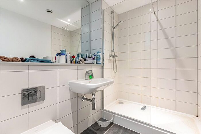 1 Bedroom Flat To Rent In Boundary Lane, Manchester, Greater Manchester, M15