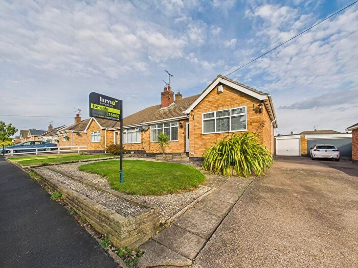 3 Bedroom Semi-Detached Bungalow For Sale In Easenby Avenue, Kirk Ella, HU10
