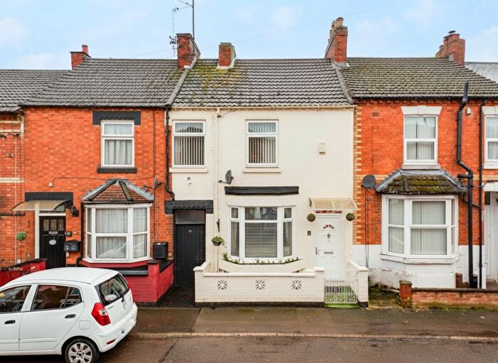 2 Bedroom Terraced House For Sale In Union Street, Kettering, NN16