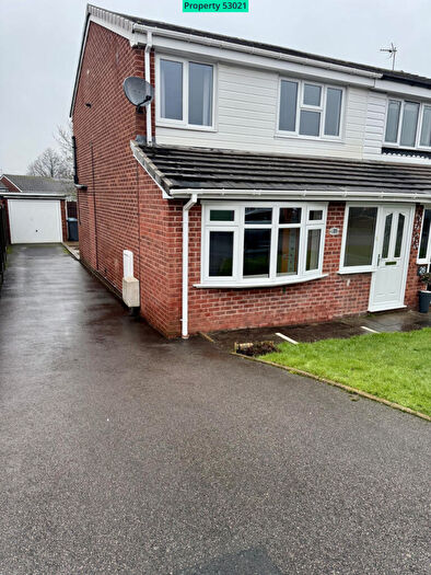 3 Bedroom Semi Detached House To Rent In Rothay, Tamworth, B77