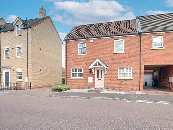 2 Bedroom Terraced House For Sale In Christie Drive, Huntingdon, PE29