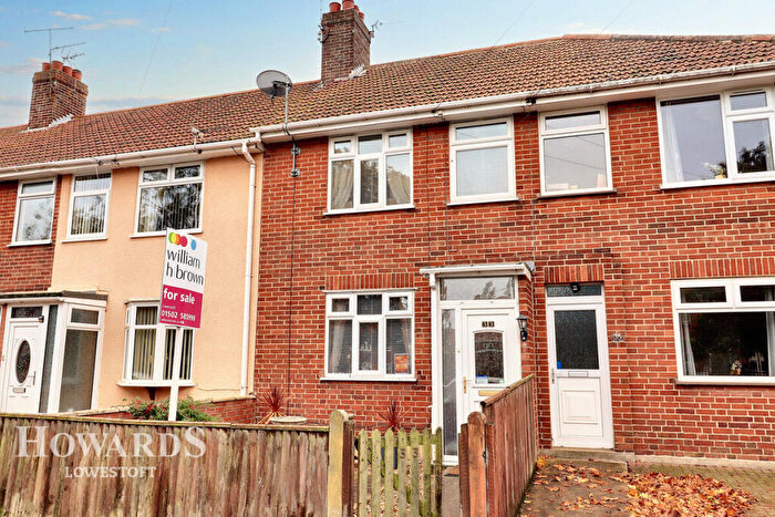 3 Bedroom Terraced House For Sale In Ashley Downs, Lowestoft, NR32
