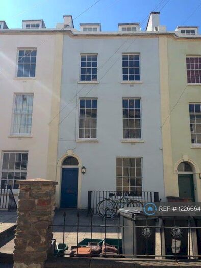 1 Bedroom Flat To Rent In Clifton, Bristol, BS8