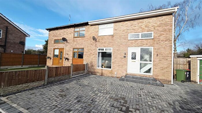 3 Bedroom Semi-Detached House To Rent In Wingfield Place, Winsford, CW7