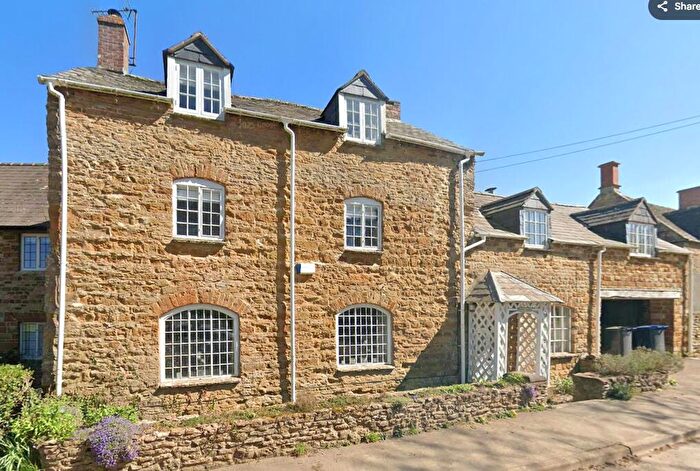 4 Bedroom Semi-Detached House For Sale In Whichford, Shipston-on-Stour, Warwickshire, CV36