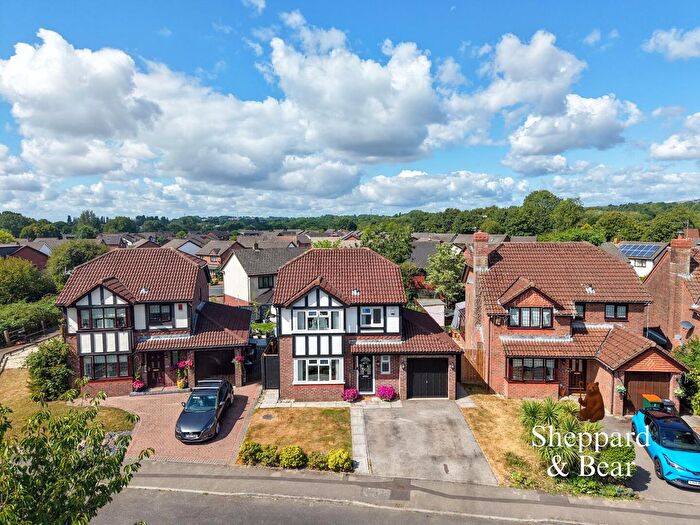 3 Bedroom Detached House For Sale In The Shires, Marshfield, Cardiff, CF3
