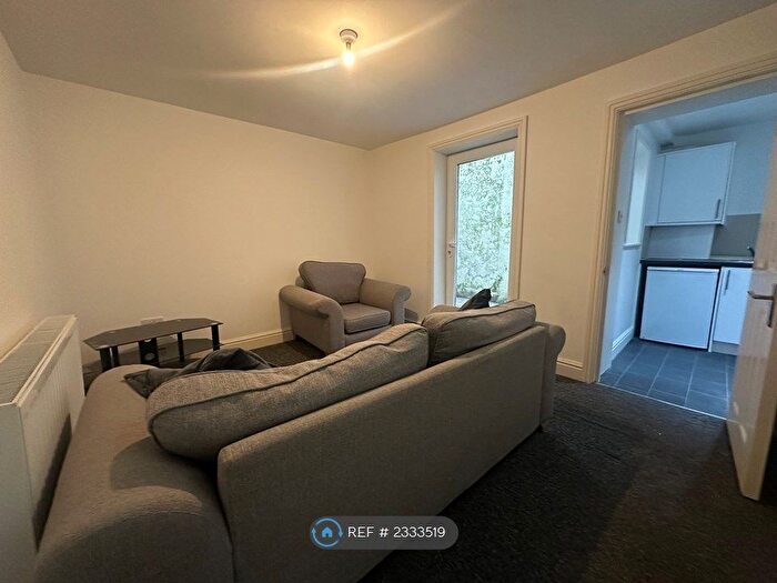 1 Bedroom Flat To Rent In Upper Saint Jamess Street, Brighton, BN2