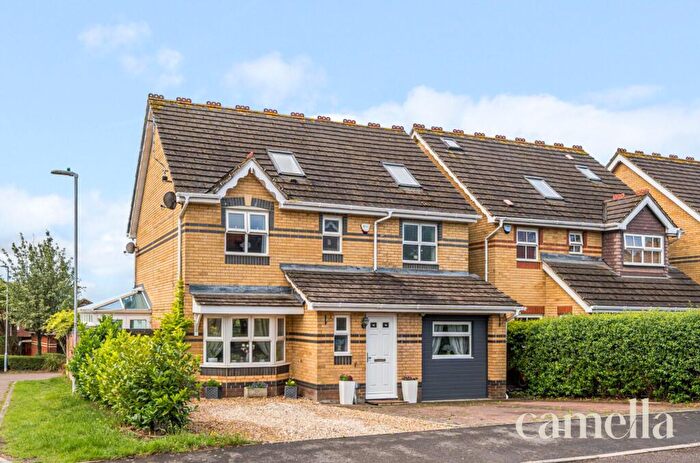 6 Bedroom Detached House For Sale In Scott Walk, Bridgeyate, BS30